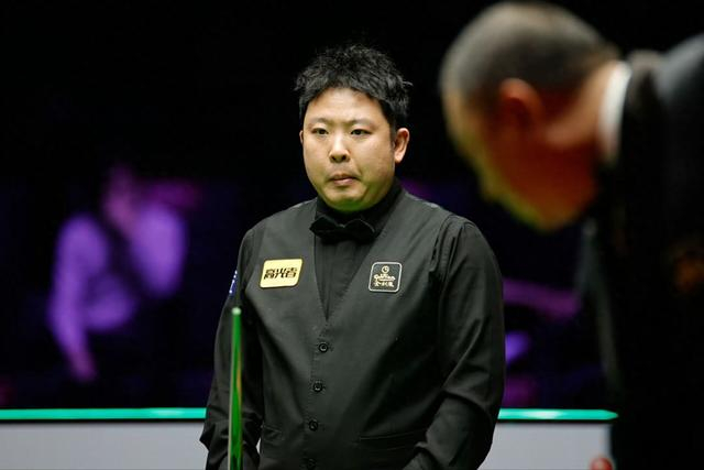 开云APP-5-2！斯诺克世界大奖赛：两位中国名将晋级4强，吴宜泽斯佳辉败北|张安达|肖国栋|排名赛|赵心童|单杆_新浪体育_新浪新闻