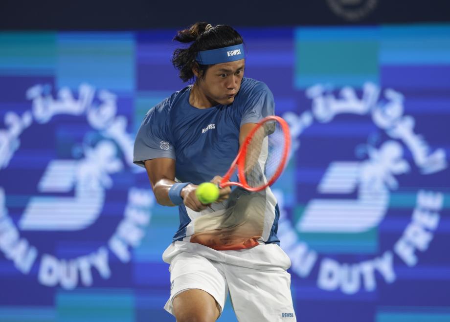 开云APP-ATP迪拜站：张之臻0-2不敌阿利亚西姆 止步首轮