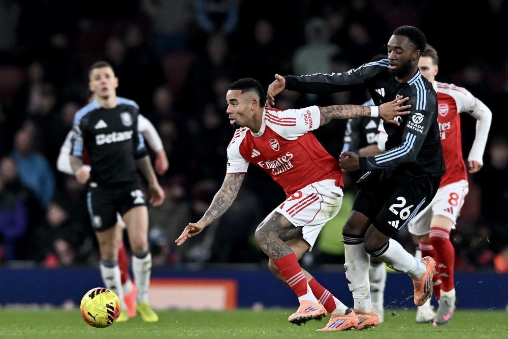 开云下载-靠谱不？曼城主场负倒数第一，枪手完胜红魔，英超冠军本轮悬念终